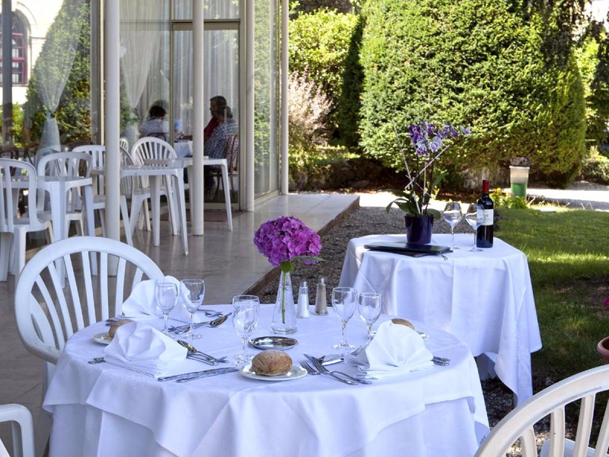Logis Hotel Royal Saint-Mart Royat Eksteriør bilde