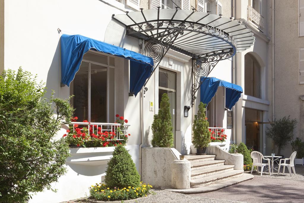 Logis Hotel Royal Saint-Mart Royat Eksteriør bilde